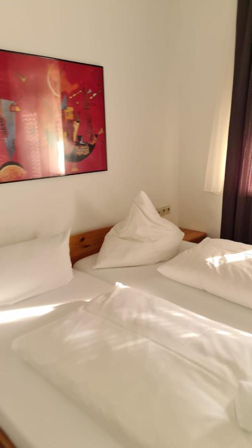 Landgasthof Rose Hotel Ditzingen Esterno foto