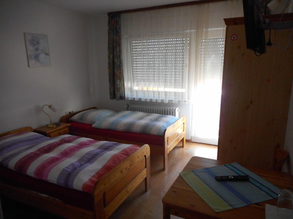 Landgasthof Rose Hotel Ditzingen Esterno foto